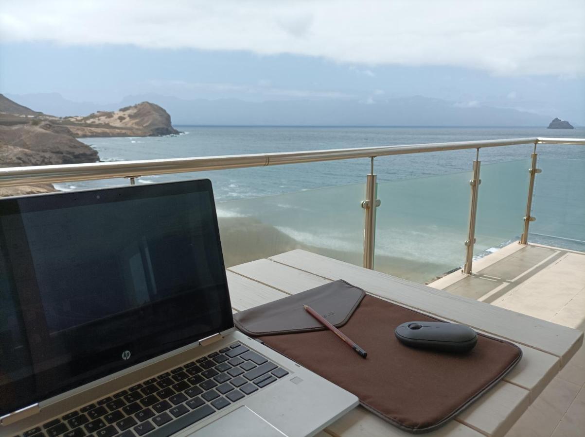 Seafront Holiday House On The Mindelo Bay エクステリア 写真